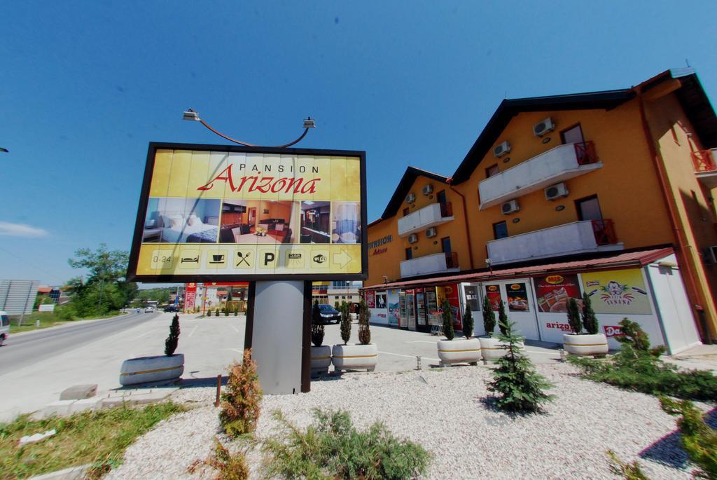 Hotel Arizona Sarajevo Lukavica Esterno foto